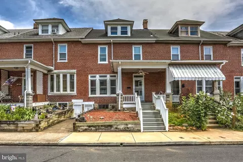 149 Park Ave, Ephrata, PA 17522