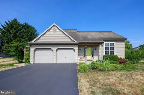 756 Rosemont Dr, Lititz, PA 17543