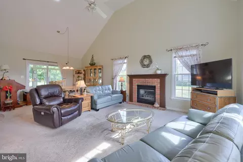 756 Rosemont Dr, Lititz, PA 17543 photo 5