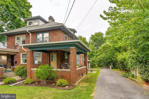 423 S Hanover St, Elizabethtown, PA 17022