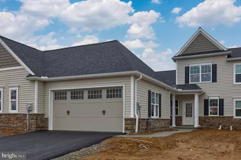 394 Meadow Rose Dr #209, Lititz, PA 17543