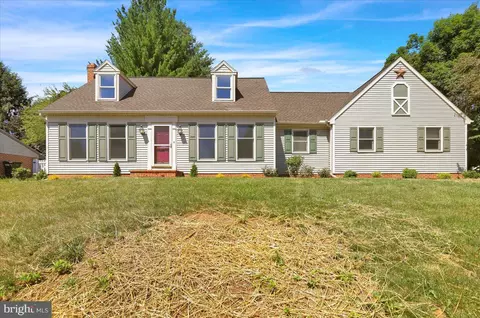 75 E Mohler Church Rd, Ephrata, PA 17522