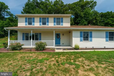 111 Valerie Dr, Elizabethtown, PA 17022