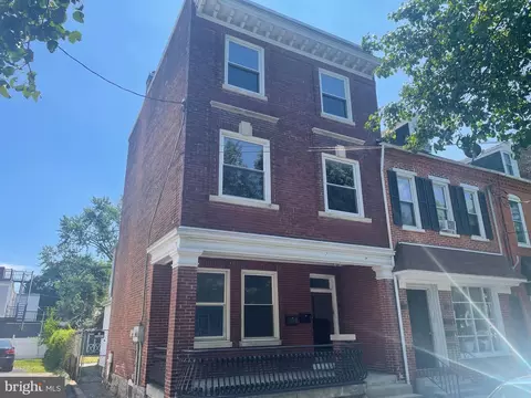 445 N Queen St, Lancaster, PA 17603