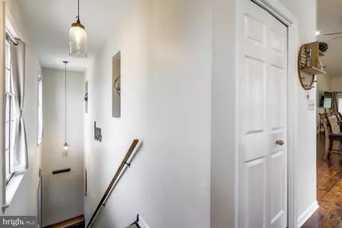 Entry Way - 19 Amberley Way, Lititz, PA 17543 photo 1 of 10