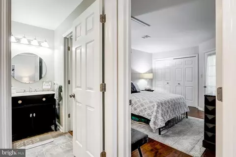 Entry Way - 19 Amberley Way, Lititz, PA 17543 photo 9 of 10