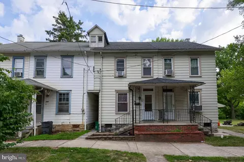 213 Leaman St, Lititz, PA 17543