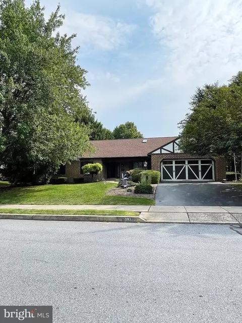 1197 Marie Ave, Ephrata, PA 17522