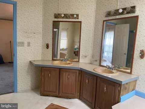 77 Sherry Dr, Lititz, PA 17543 photo 43