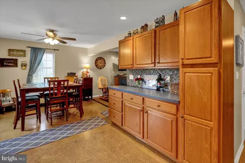 14 Foxrun Ter, Lititz, PA 17543 photo 12