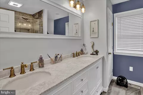 14 Foxrun Ter, Lititz, PA 17543 photo 16