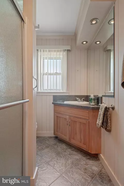 320 S Cedar St, Lititz, PA 17543 photo 13