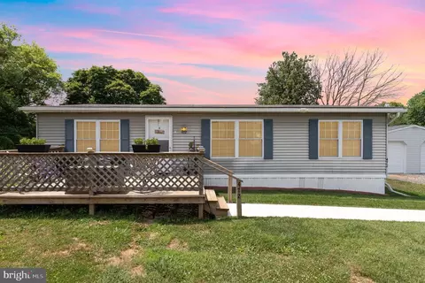 472 Little Britain Rd S, Peach Bottom, PA 17563