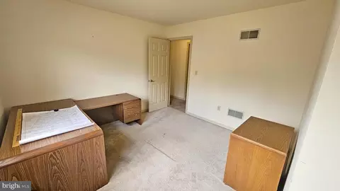Bedroom - 12 Wade Dr, Lititz, PA 17543 photo 2 of 2