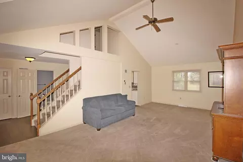 Living - 12 Wade Dr, Lititz, PA 17543 photo 2 of 6