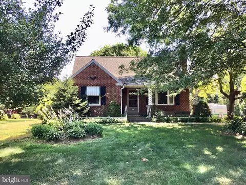 279 Peach Bottom Rd, Willow Street, PA 17584
