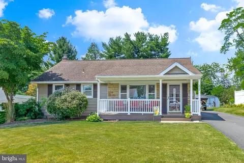 530 N Locust St, Elizabethtown, PA 17022