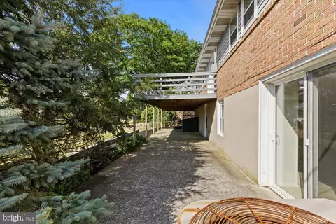 117 Oxford Dr, Lititz, PA 17543 photo 38