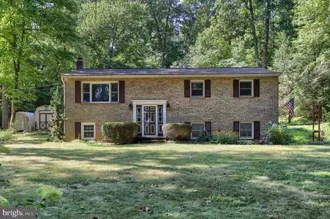 5958 Bossler Rd, Elizabethtown, PA 17022