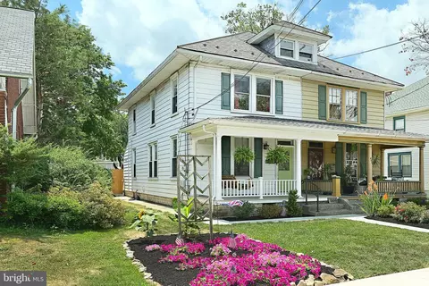 664 Wood St, Mount Joy, PA 17552