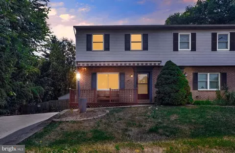 90 Endslow Rd, Maytown, PA 17550