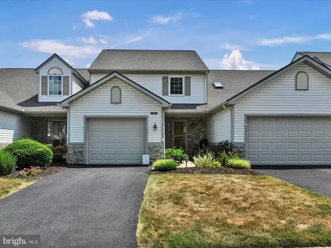 442 Hill St, Mount Joy, PA 17552
