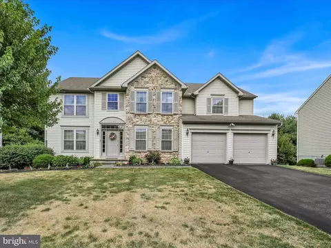 111 Northview Ln, Quarryville, PA 17566