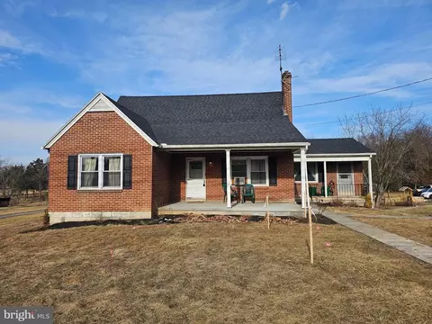 2011 N Market St, Elizabethtown, PA 17022