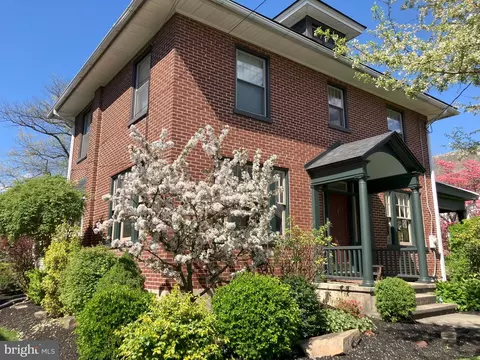 431 Donegal Springs Rd, Mount Joy, PA 17552