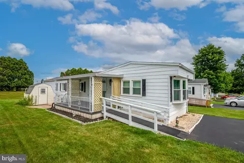 30 Stony Run Vlg, Denver, PA 17517