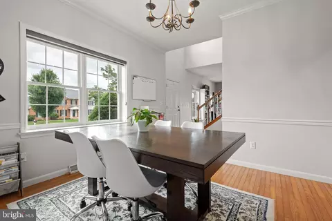 Dining - 334 Portland Pl, Lititz, PA 17543 photo 2 of 2