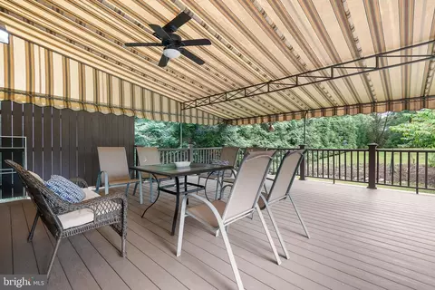Exterior - 334 Portland Pl, Lititz, PA 17543 photo 3 of 6