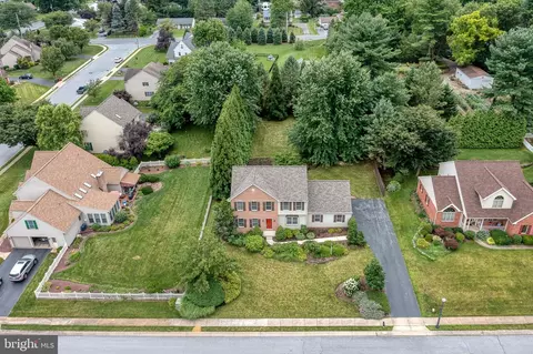 View/Area - 334 Portland Pl, Lititz, PA 17543 photo 1 of 4