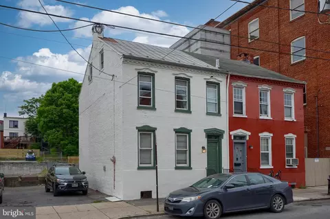 122 S Water St, Lancaster, PA 17603