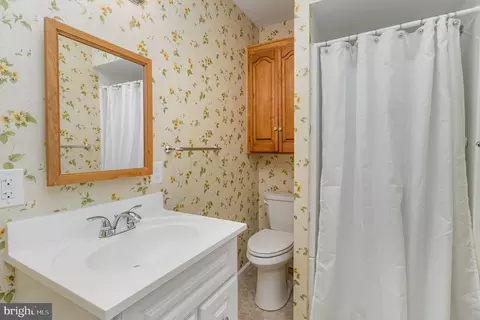 Bath - 328 E Marion St, Lititz, PA 17543 photo 1 of 2