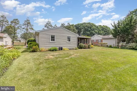 Exterior - 328 E Marion St, Lititz, PA 17543 photo 4 of 5