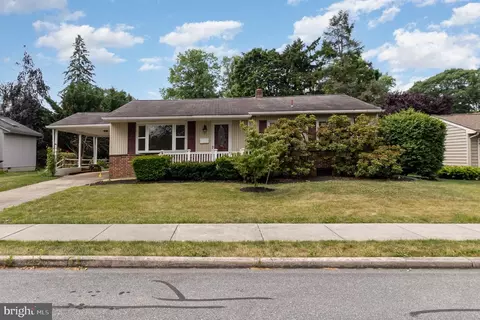 Other - 328 E Marion St, Lititz, PA 17543 photo 2 of 11