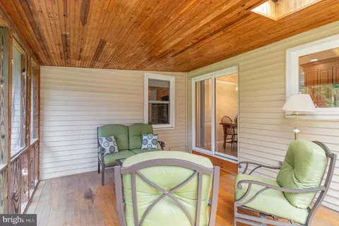 Exterior - 328 E Marion St, Lititz, PA 17543 photo 2 of 5