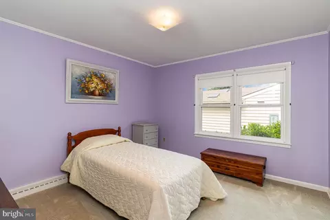 Bedroom - 328 E Marion St, Lititz, PA 17543 photo 3 of 6