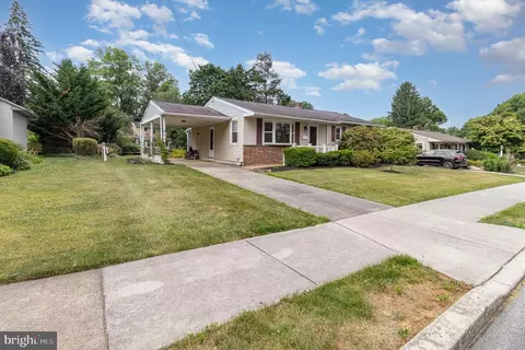Other - 328 E Marion St, Lititz, PA 17543 photo 3 of 11