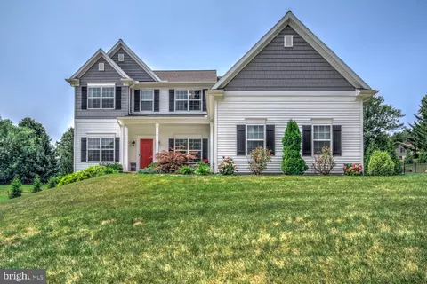 117 Peregrine Pl, Denver, PA 17517