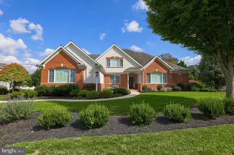 5 Barrister Pl, Lancaster, PA 17601