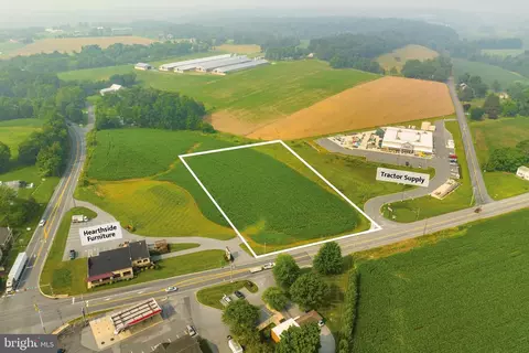 50 W 28th Division Hwy, Lititz, PA 17543