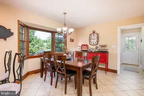 235 Farmstead Ln, Lititz, PA 17543 photo 18