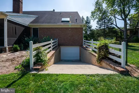 235 Farmstead Ln, Lititz, PA 17543 photo 37