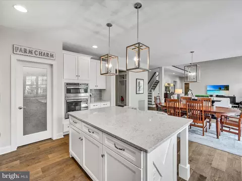 1051 Valley Crossing Dr, Lititz, PA 17543 photo 18