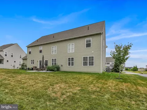1051 Valley Crossing Dr, Lititz, PA 17543 photo 56