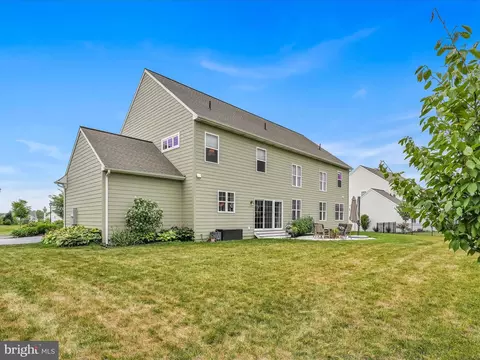 1051 Valley Crossing Dr, Lititz, PA 17543 photo 55
