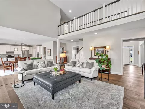 1051 Valley Crossing Dr, Lititz, PA 17543 photo 23