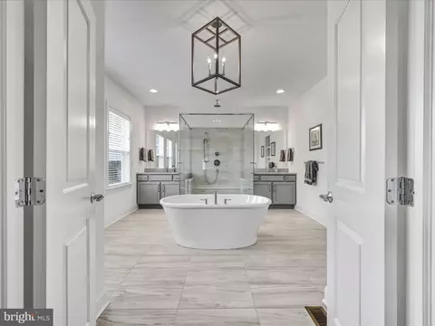 1051 Valley Crossing Dr, Lititz, PA 17543 photo 38